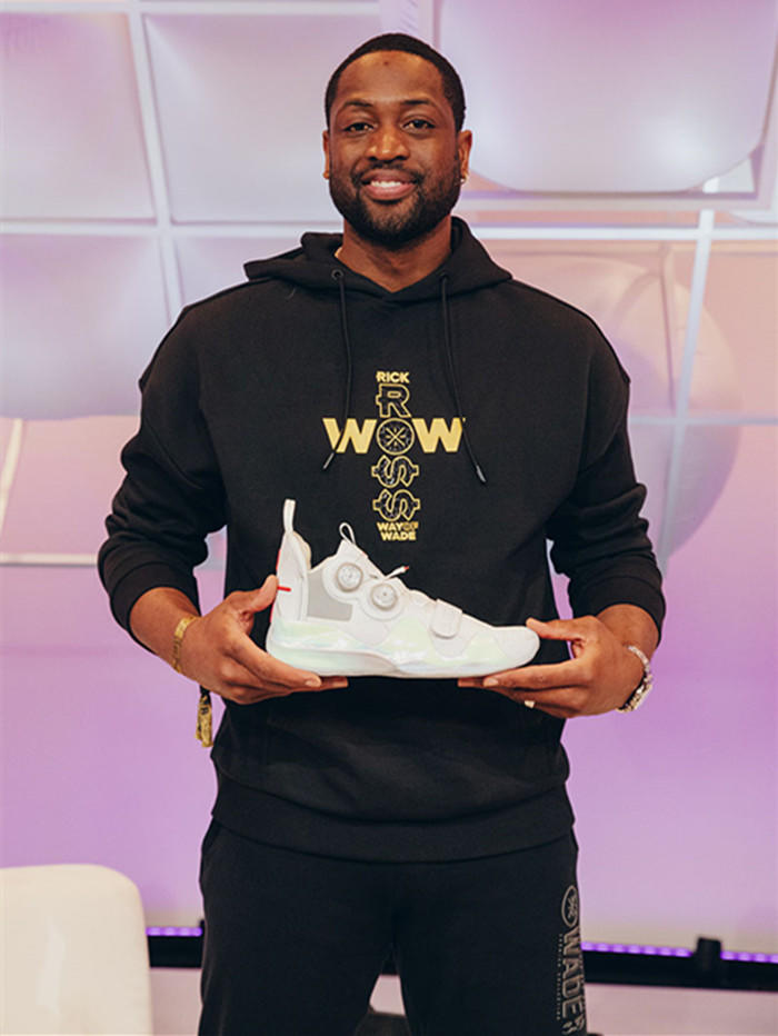 外角滑球脱 外角滑球脱