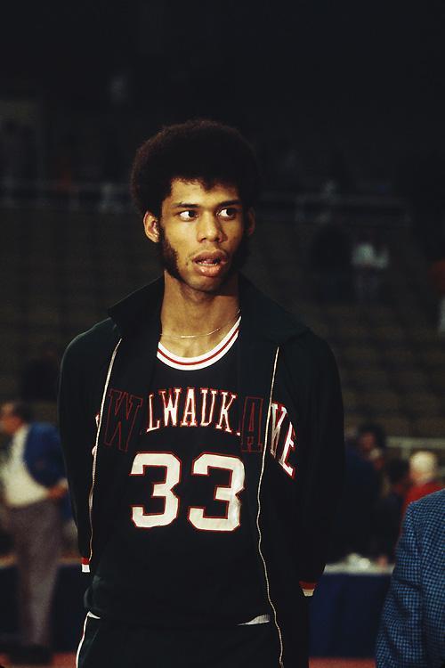 而是一个时 而是一个时